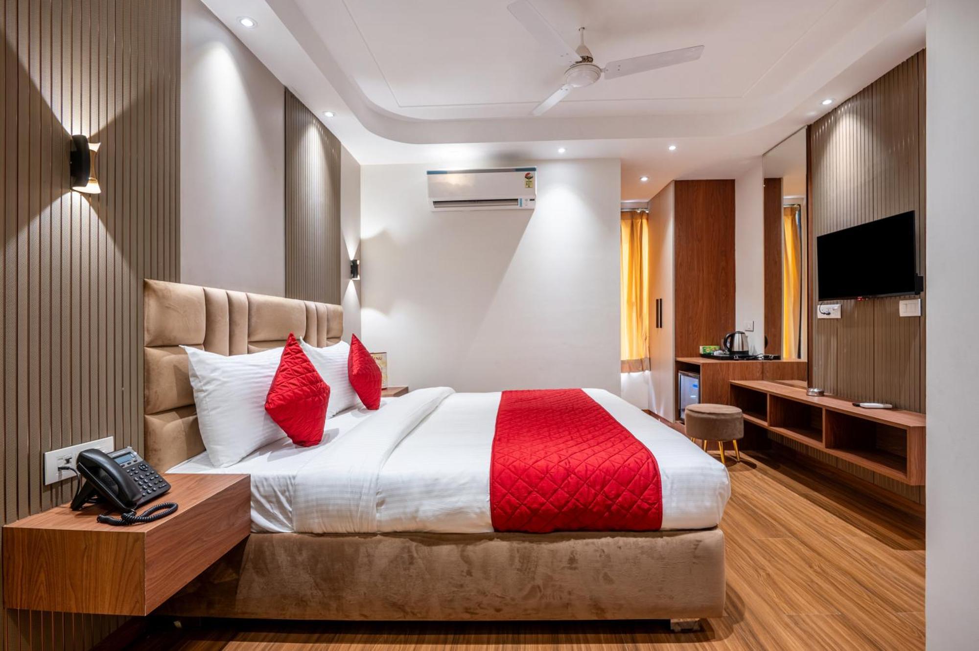 Hotel Avaas - Faiz Road Karol Bagh Delhi (National Capital Territory of India) Exterior foto
